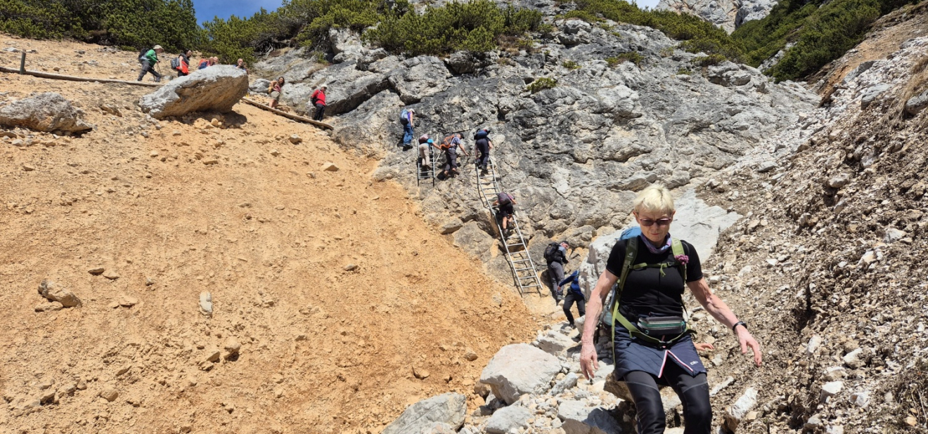 Erste Frühjahrs-Bergtour im Latschen- und Felsgelände